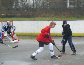 Juniorsk KHL pokrauje druhm kolom